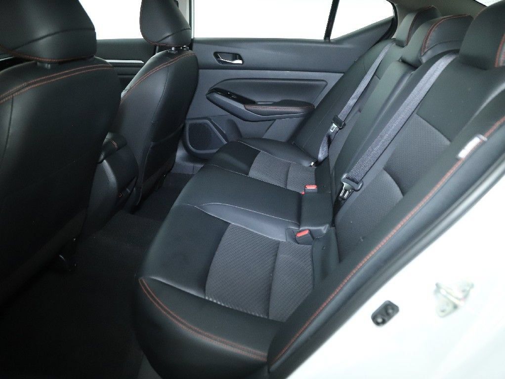 Certified 2025 Nissan Altima 2.5 SR AWD/4WD image 14