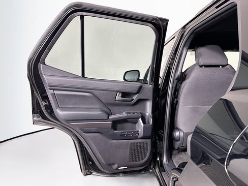 Used 2025 Toyota 4Runner SR5 image 25