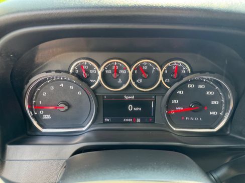 Used 2022 Chevrolet Silverado 3500 LT w/ Convenience Package AWD/4WD image 16