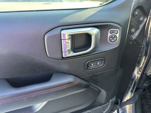 Used 2020 Jeep Wrangler Unlimited Rubicon image 3