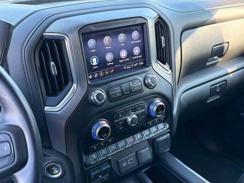 Used 2022 GMC Sierra 2500 Denali w/ Denali Ultimate Package image 26