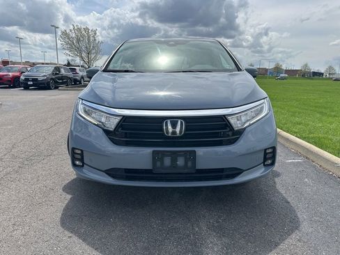 Used 2023 Honda Odyssey Touring image 2
