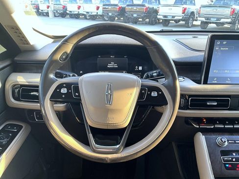 Used 2021 Lincoln Aviator Reserve w/ Equipment Group 201A image 11