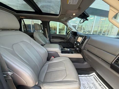 Used 2019 Ford Expedition Limited w/ Equipment Group 302A image 12