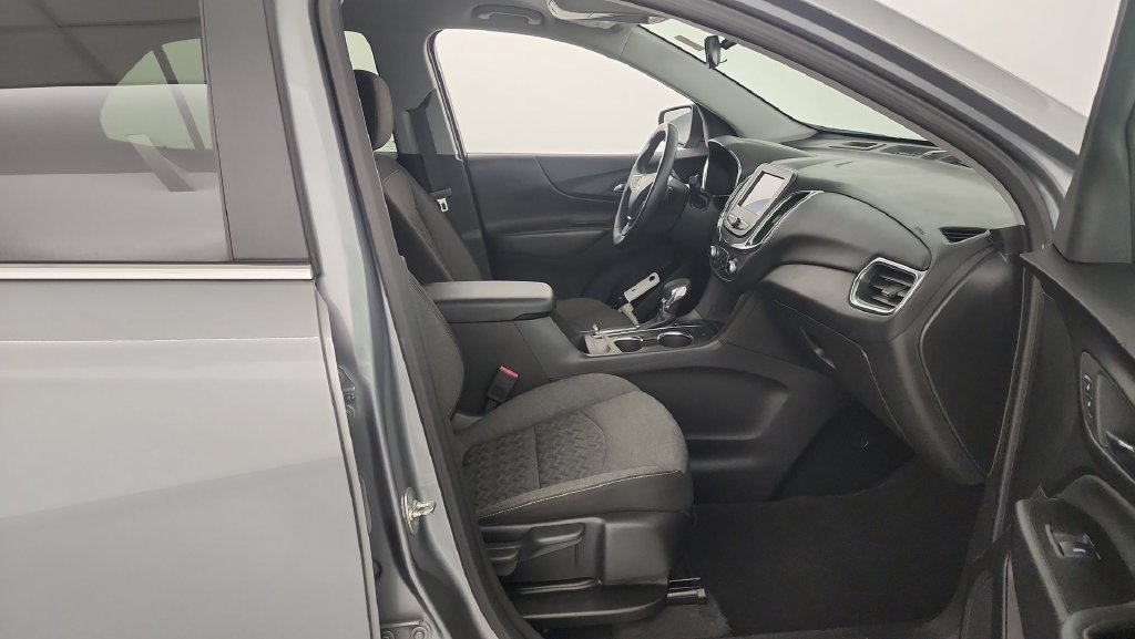 Used 2024 Chevrolet Equinox LT AWD/4WD image 27