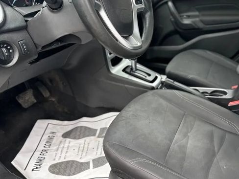 Used 2018 Ford Fiesta SE FWD image 11