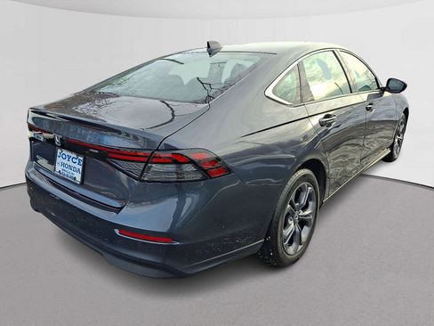 Certified 2023 Honda Accord EX image 10