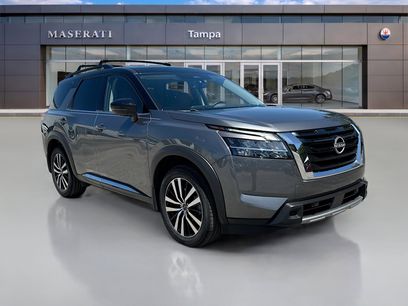 Used 2024 Nissan Pathfinder Platinum