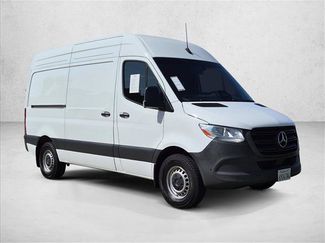 Used 2025 Mercedes-Benz Sprinter 2500 video 3