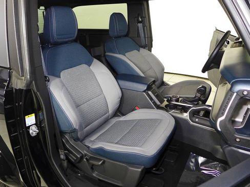 Used 2023 Ford Bronco Outer Banks image 19