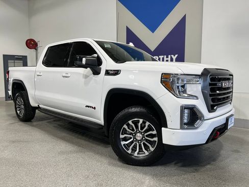 Used 2021 GMC Sierra 1500 AT4 w/ AT4 Premium Package AWD/4WD image 2