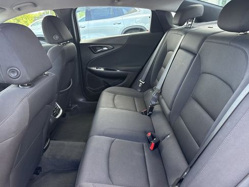 Used 2023 Chevrolet Malibu LT w/ Driver Confidence Package FWD image 6
