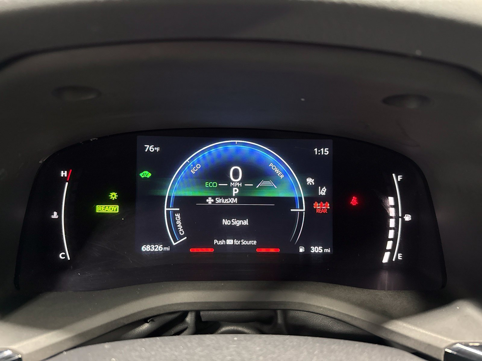 Used 2025 Toyota Camry SE FWD image 23