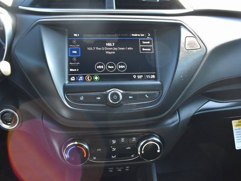 Used 2022 Chevrolet TrailBlazer RS image 15