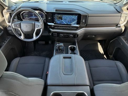 Used 2022 Chevrolet Silverado 1500 RST w/ Z71 Off-Road Package image 11