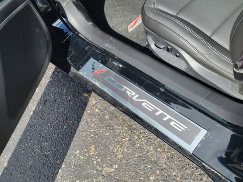 Used 2016 Chevrolet Corvette Z06 w/ 2LZ Preferred Equipment Group image 7