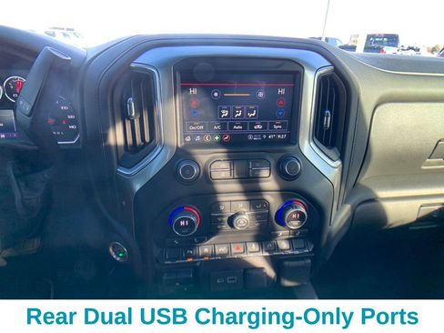 Used 2021 Chevrolet Silverado 1500 LT Trail Boss w/ Convenience Package II AWD/4WD image 19