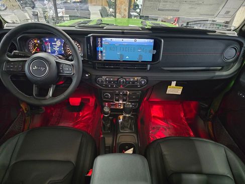 New 2025 Jeep Wrangler Unlimited Rubicon w/ Technology Group image 5