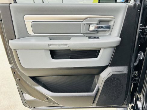 Used 2019 RAM 1500 Classic Warlock image 22