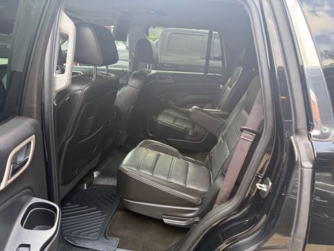 Used 2015 GMC Yukon Denali w/ Premium Package AWD/4WD image 42