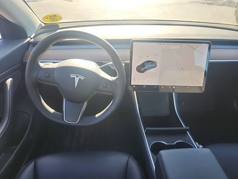 Used 2020 Tesla Model 3 Performance image 6