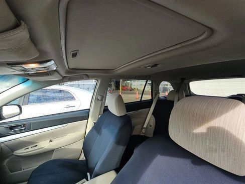 Used 2014 Subaru Outback 2.5i Premium w/ Moonroof Package image 20