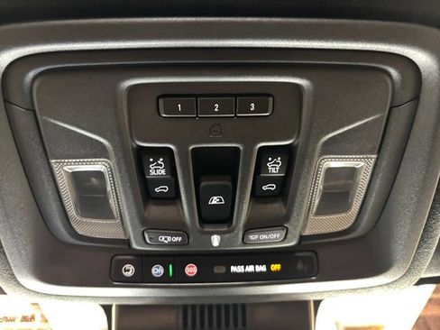 Used 2025 GMC Sierra 1500 Denali Ultimate AWD/4WD image 23