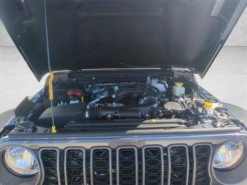 New 2026 Jeep Gladiator Sport image 15