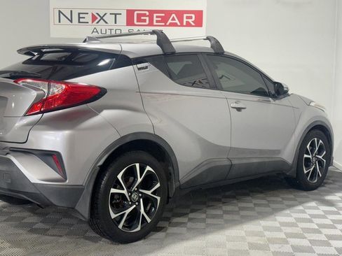Used 2018 Toyota C-HR XLE FWD image 8