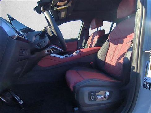 New 2026 BMW X6 xDrive40i w/ Executive Package image 4