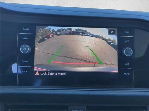 Used 2021 Volkswagen Jetta SEL Premium FWD image 16