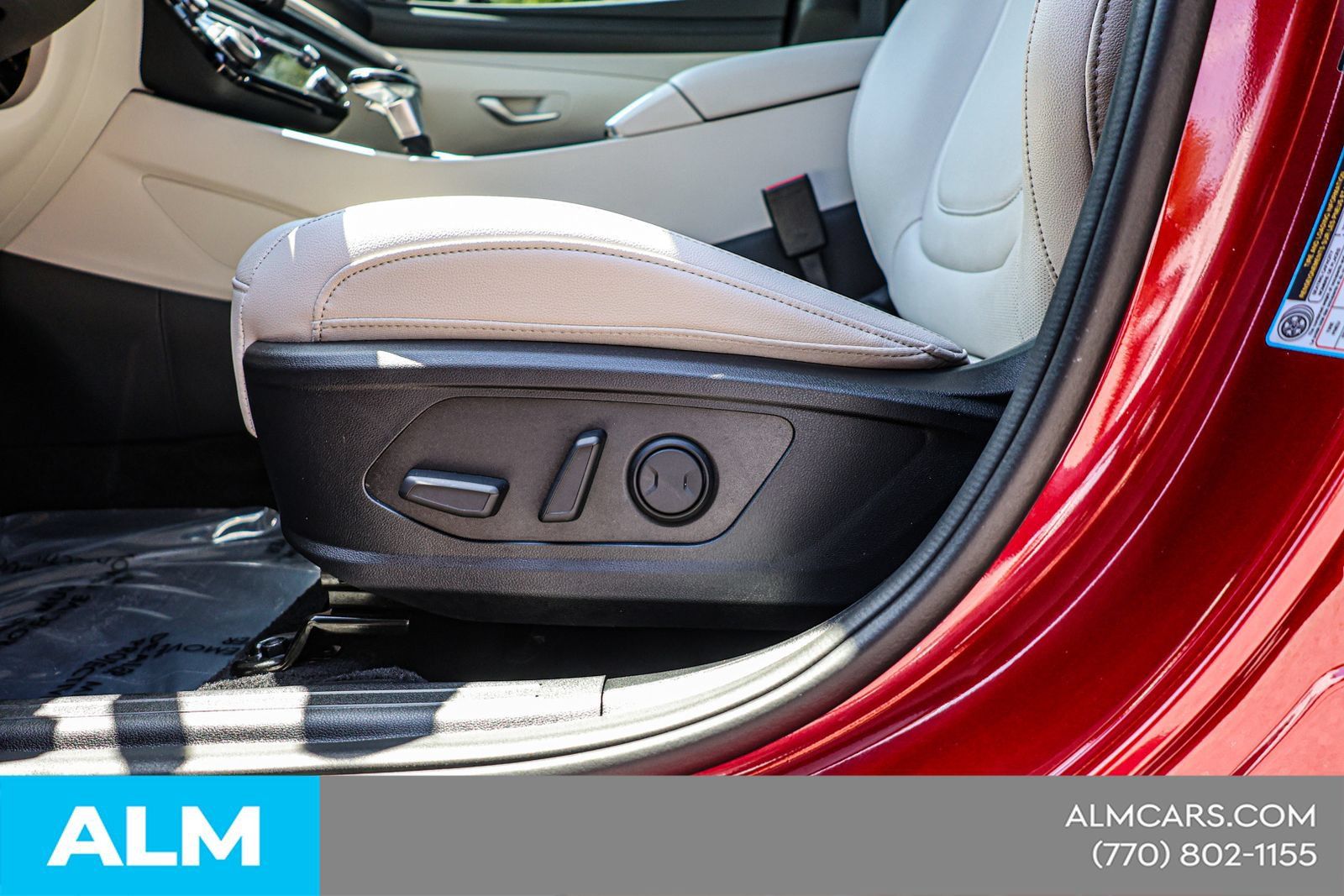 Used 2025 Hyundai Tucson SEL FWD image 19