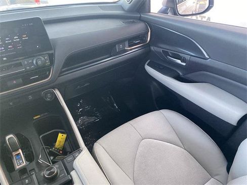 Certified 2024 Toyota Grand Highlander AWD Hybrid image 27