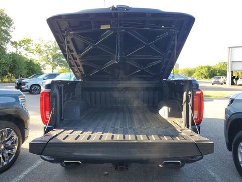Used 2020 GMC Sierra 1500 AT4 w/ AT4 Premium Package AWD/4WD image 9