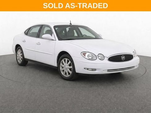 Used 2005 Buick LaCrosse CX FWD image 2