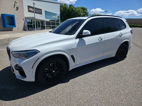 Used 2021 BMW X5 M50i w/ Executive Package AWD/4WD image 2