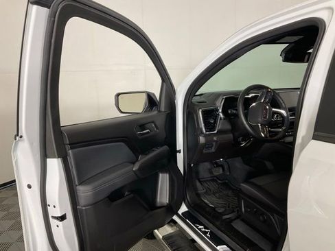 Used 2024 GMC Canyon Elevation w/ Convenience Package RWD image 26