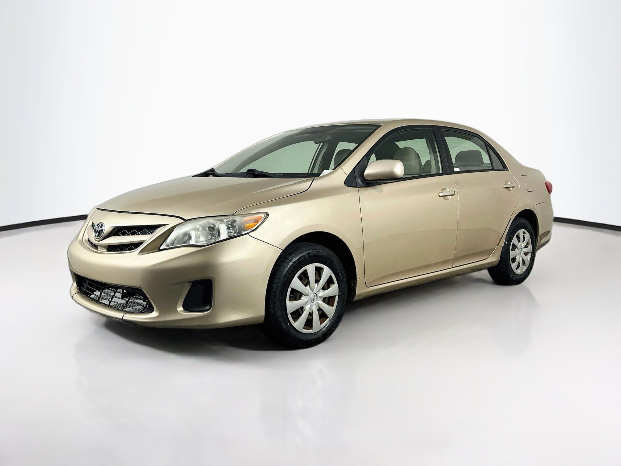 Used 2011 Toyota Corolla LE FWD image 3