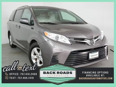 Used 2020 Toyota Sienna LE FWD image 1