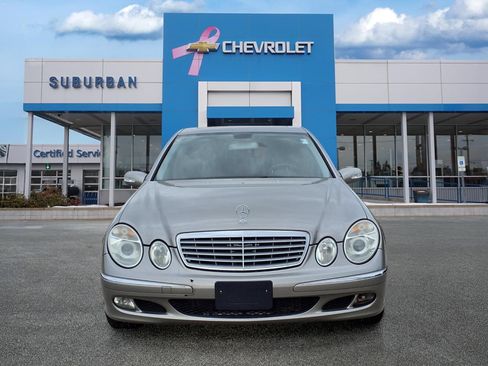 Used 2006 Mercedes-Benz E 350 Sedan w/ Premium Pkg image 2