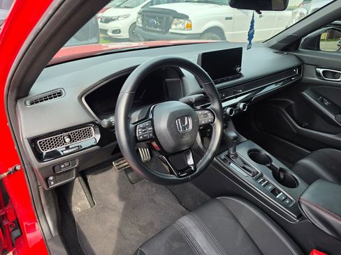 Used 2023 Honda Civic Sport image 4