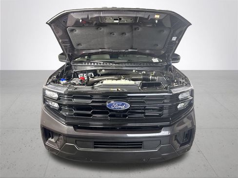 Used 2025 Ford Expedition Active AWD/4WD image 22