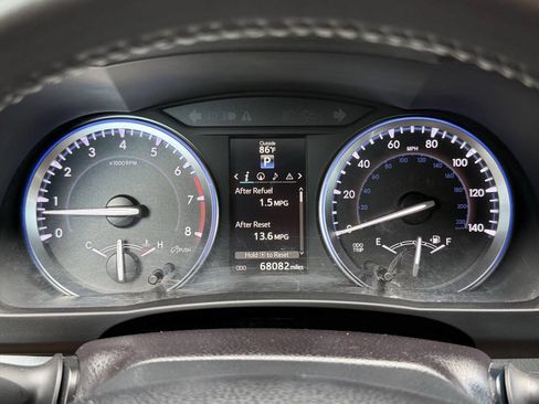 Used 2016 Toyota Highlander XLE AWD/4WD image 28