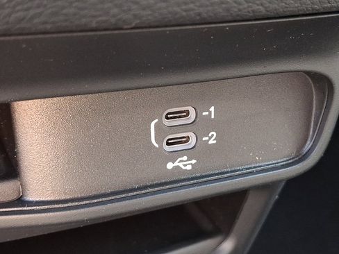 New 2026 Chrysler Pacifica Select image 14