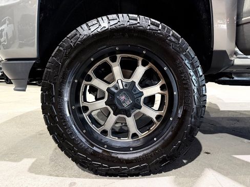 Used 2017 Chevrolet Silverado 1500 LT w/ All Star Edition image 35