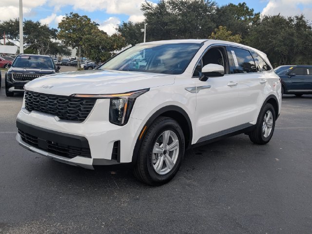 New 2026 Kia Sorento LX FWD image 2