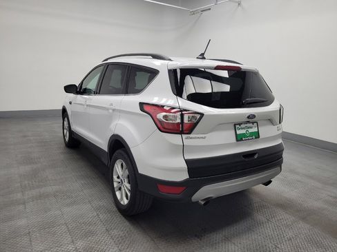 Used 2018 Ford Escape SEL w/ Ford Safe & Smart Package image 5
