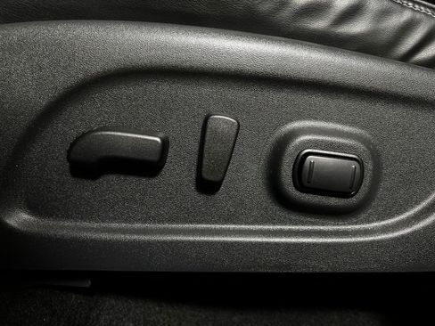 Used 2019 Nissan Murano Platinum w/ Cargo Package image 14