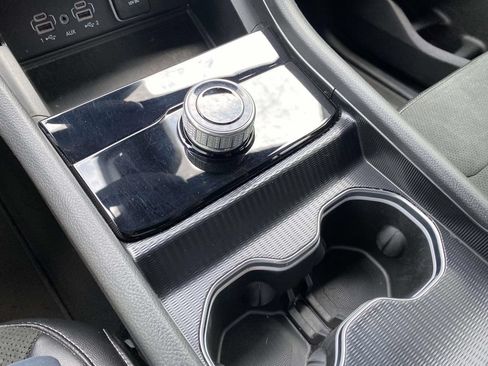 Used 2025 Jeep Grand Cherokee L Laredo RWD image 22