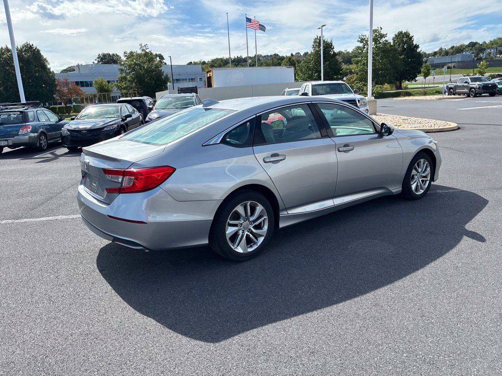 Used 2018 Honda Accord LX image 7